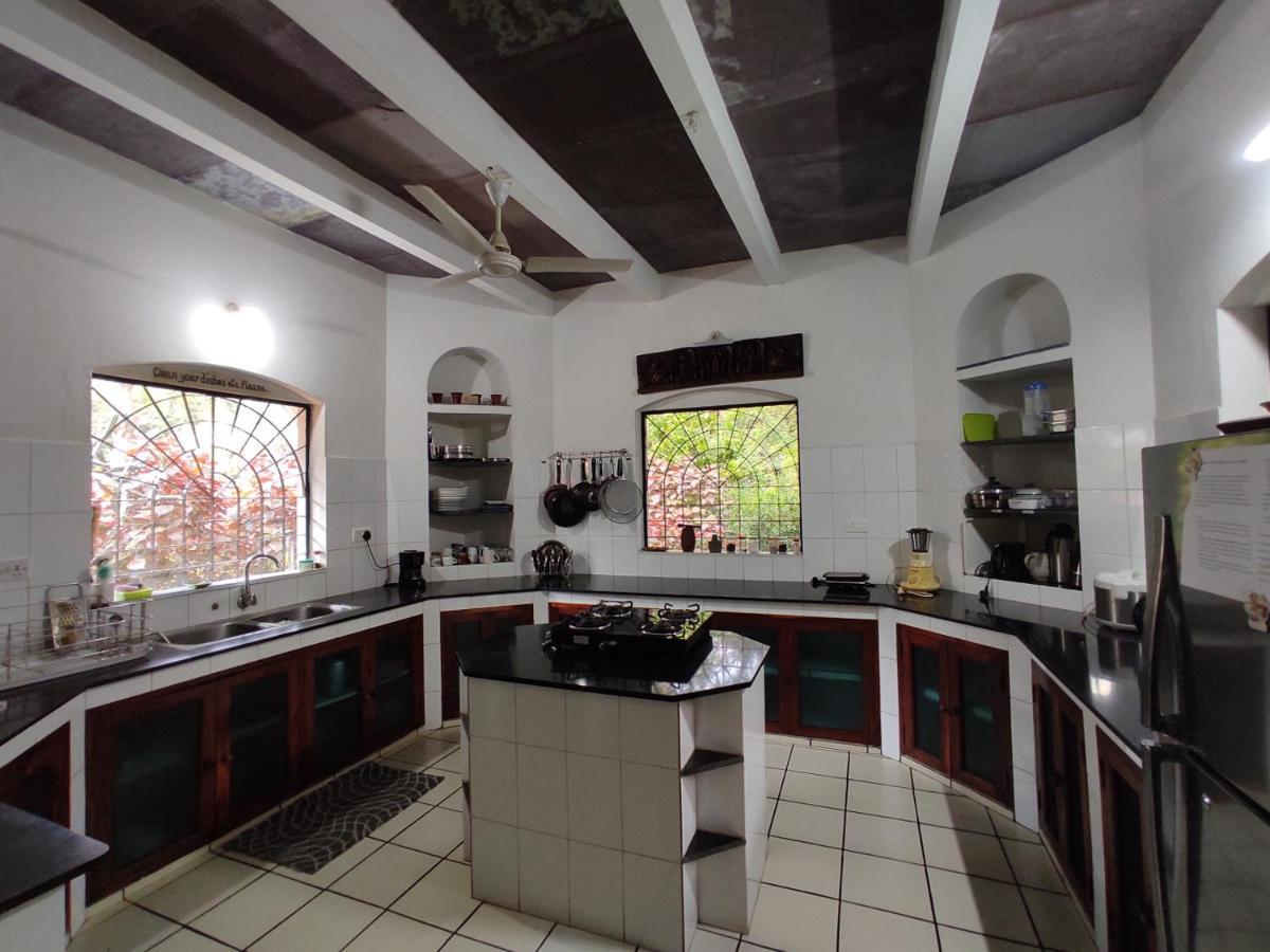 Gaia'S Garden Guest House ออโรวิลล์ ภายนอก รูปภาพ