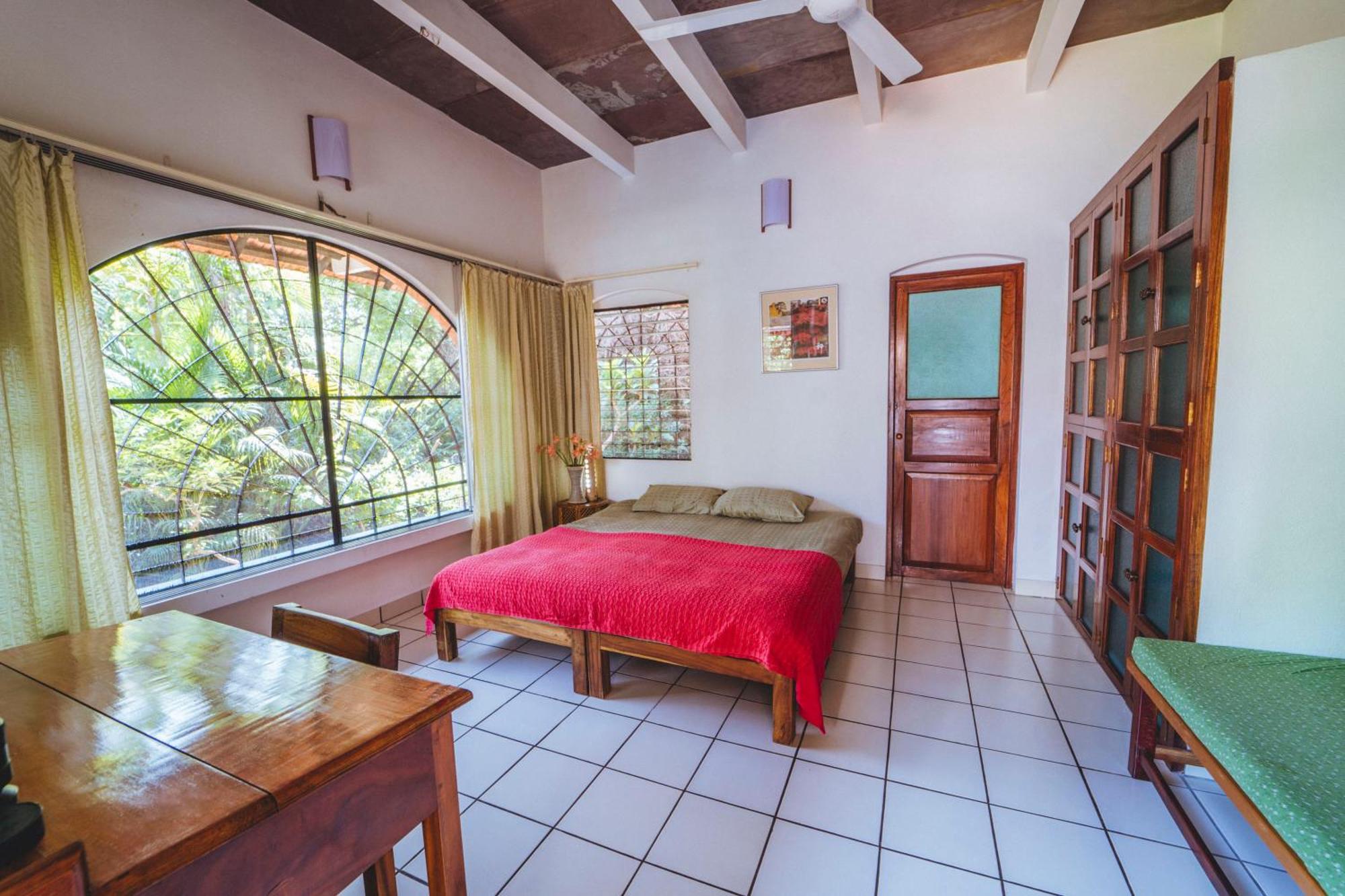 Gaia'S Garden Guest House ออโรวิลล์ ห้อง รูปภาพ